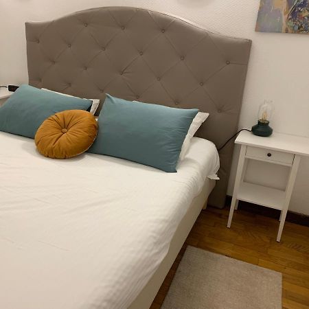 Grand appartement tout confort en plein coeur d'Arbois Extérieur photo